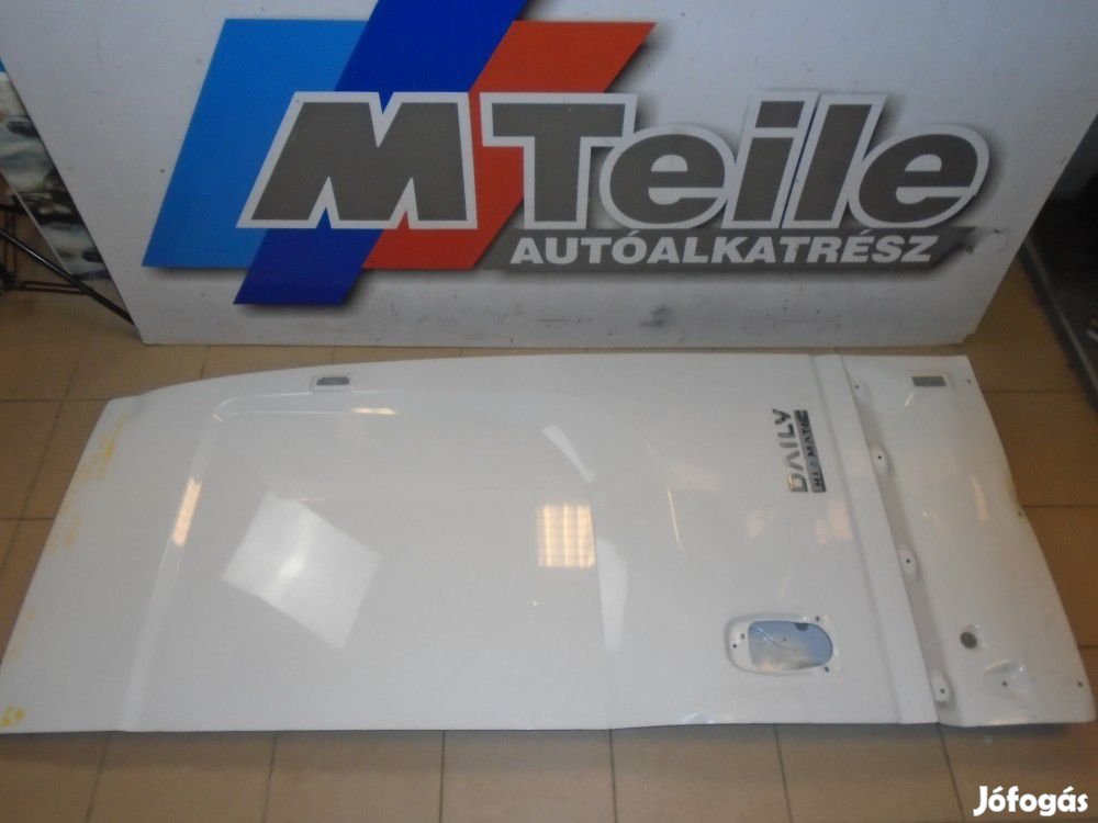 [GYÁRI HASZNÁLT, SÉRÜLT] IVECO DAILY - JOBB HÁTSÓ CSOMAGTÉRAJTÓ - (19